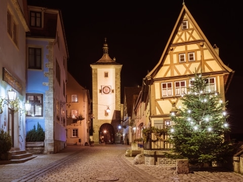 Rothenburg Weihnachtsmarkt (c) Adobe Stock
