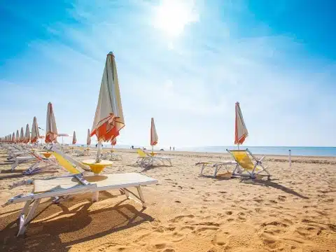 Gulianova Strand (c) Adobe Stock