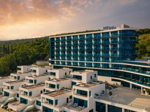 Hilton Costa Bella Beach Resort & Spa