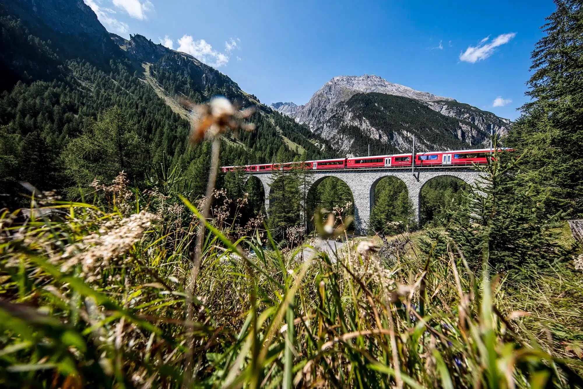 Interregio auf dem Albulaviadukt (c) Rhätische Bahn, Andrea Badrutt Interregio auf dem Albulaviadukt